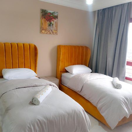 Nouveau Appartement Au Plein Centre Ville En Face Hilton Tangier Exterior photo